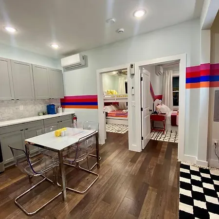 Appartamento Heart Of Ny - 17 Min To Empire State & Times Sq Jersey City Esterno foto